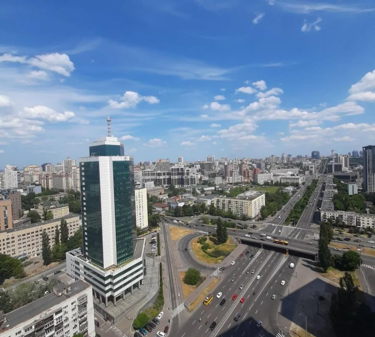 Apartments Center2- Олімпійська - Хрещатик- Жк Manhattan City Kпі З Паркінгом -Лесі Українки Бульвар キエフ