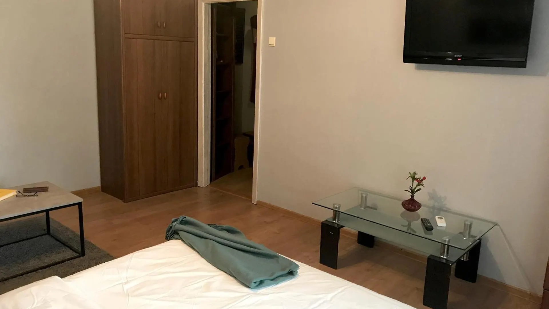 Apartments Center2- Олімпійська - Хрещатик- Жк Manhattan City Kпі З Паркінгом -Лесі Українки Бульвар Kiev